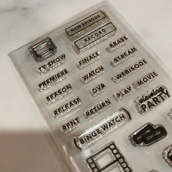 2 CTMH CLEAR STAMP SETS - Picture 4 of 8